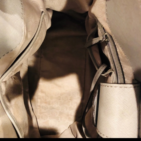 Gray Michael Kors Shoulder Bag - Picture 3 of 5